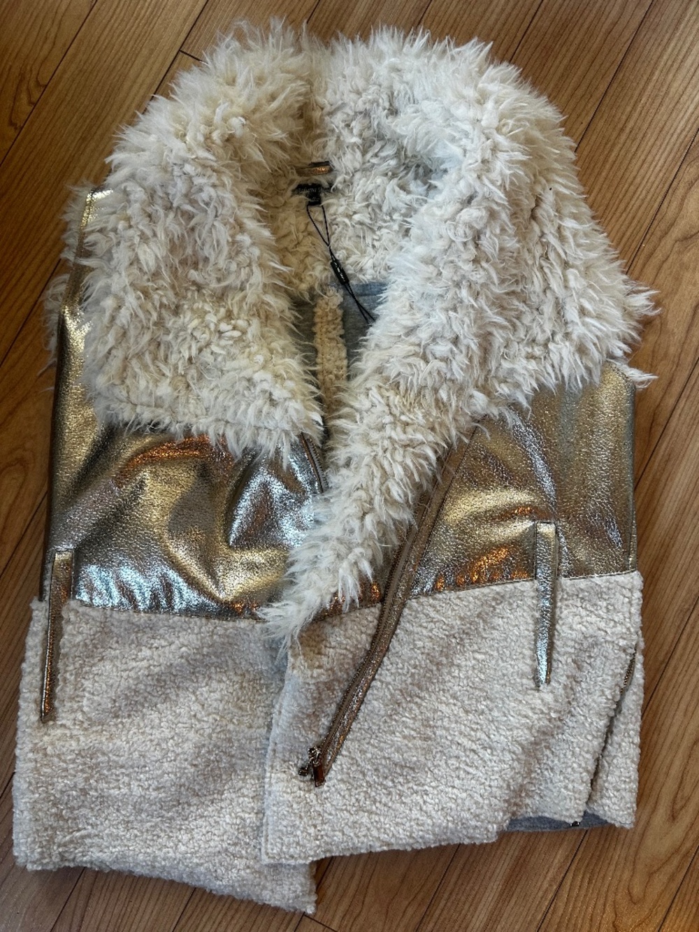 Athena Marie Faux Shearling Moto Vest Sz M Cream Metallic Gold Pockets Apres Ski